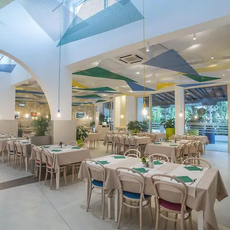 Slovenska Plaza Lux Budva