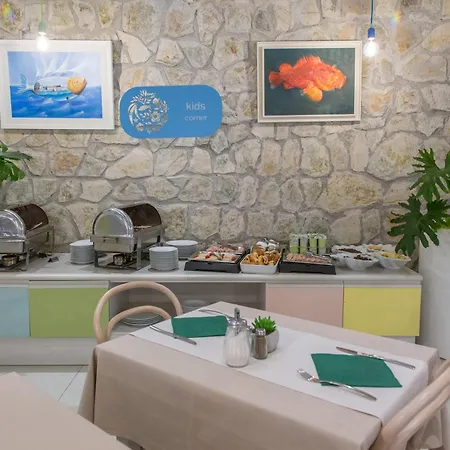 Slovenska Plaza Lux 4*