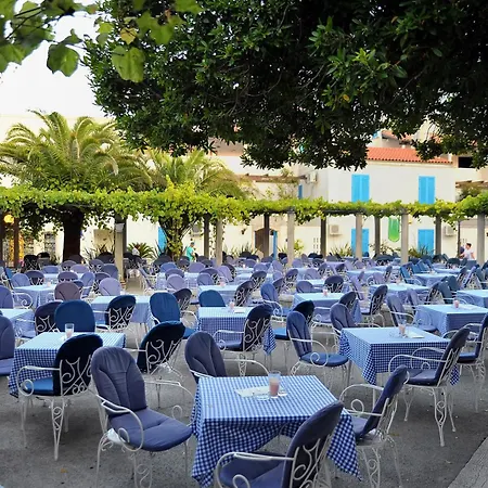 Slovenska Plaza Lux 4*