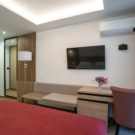 Slovenska Plaza Lux Hotel Budva