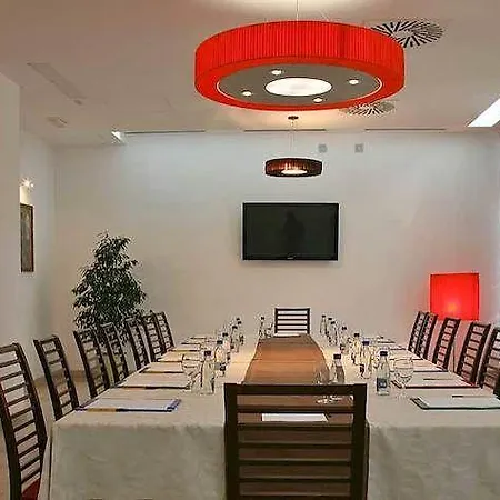 Slovenska Plaza Lux 4*